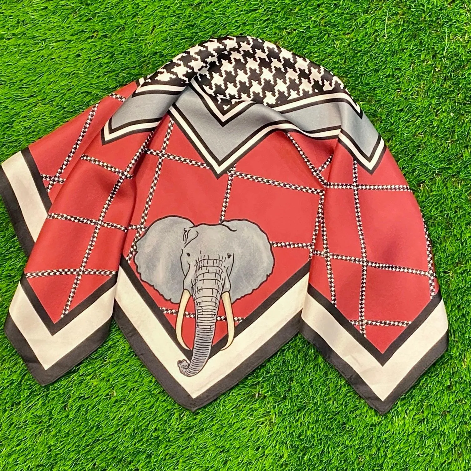 The Tuscaloosa Accessory Package